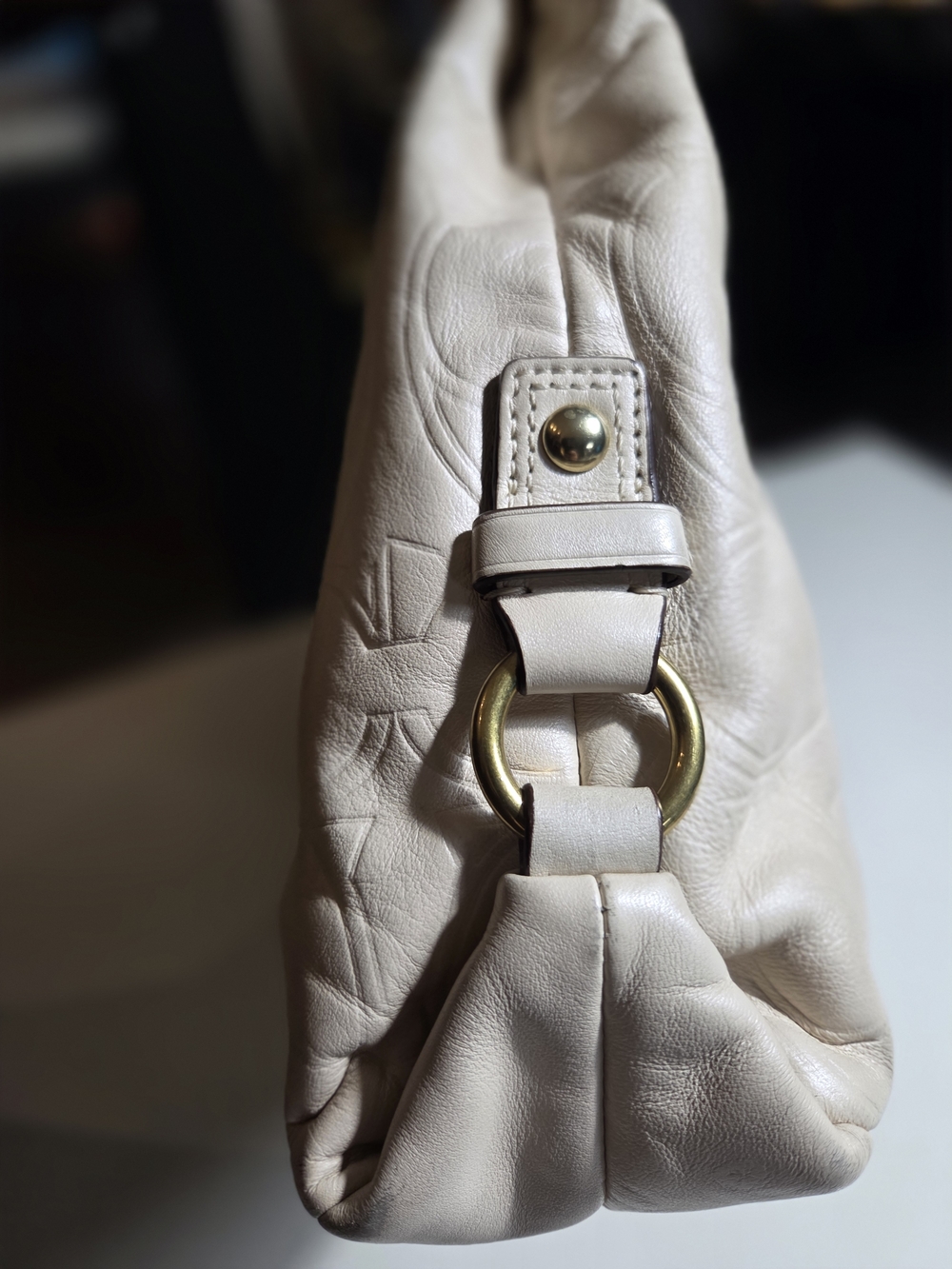 Coach Cream Embossed Leather Tote with Gold Hardware - Picture 5 of 9